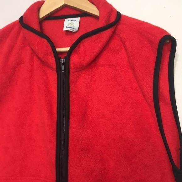VINTAGE Matrix fashion red fleece sweater vest XL - Picture 2 of 8
